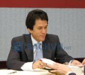 Mitch_Albom's_book_signing_2010-09-02.jpg